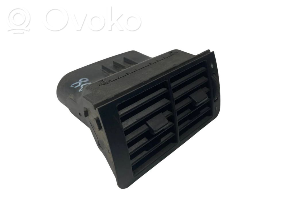 Aizmugurējā gaisa - ventilācijas reste