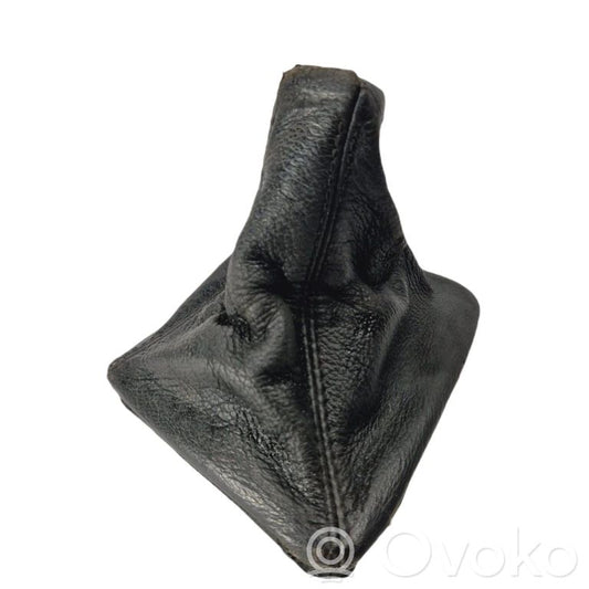 Cita veida salona detaļa