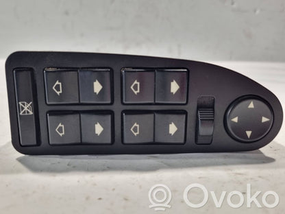 Window lift control switch(es)