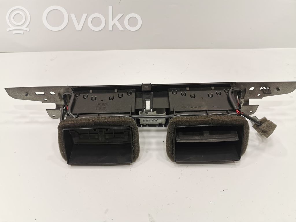 Centrālais gaisa ventilācijas režģis