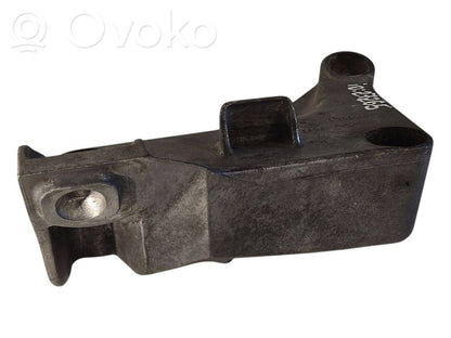 Dzinēja nostiprināšanas stiprinājums-kronšteins