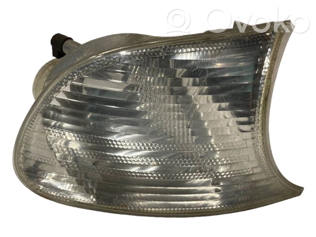 Priekšējais pagrieziena lukturis