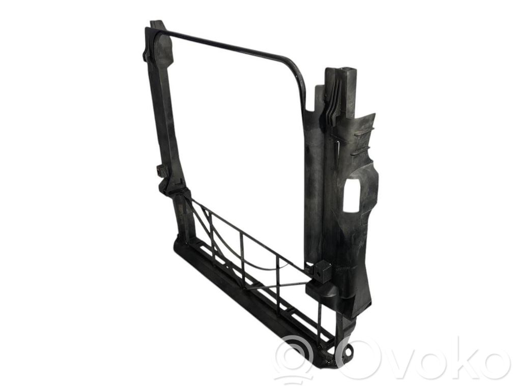Radiator(s) holder/bracket
