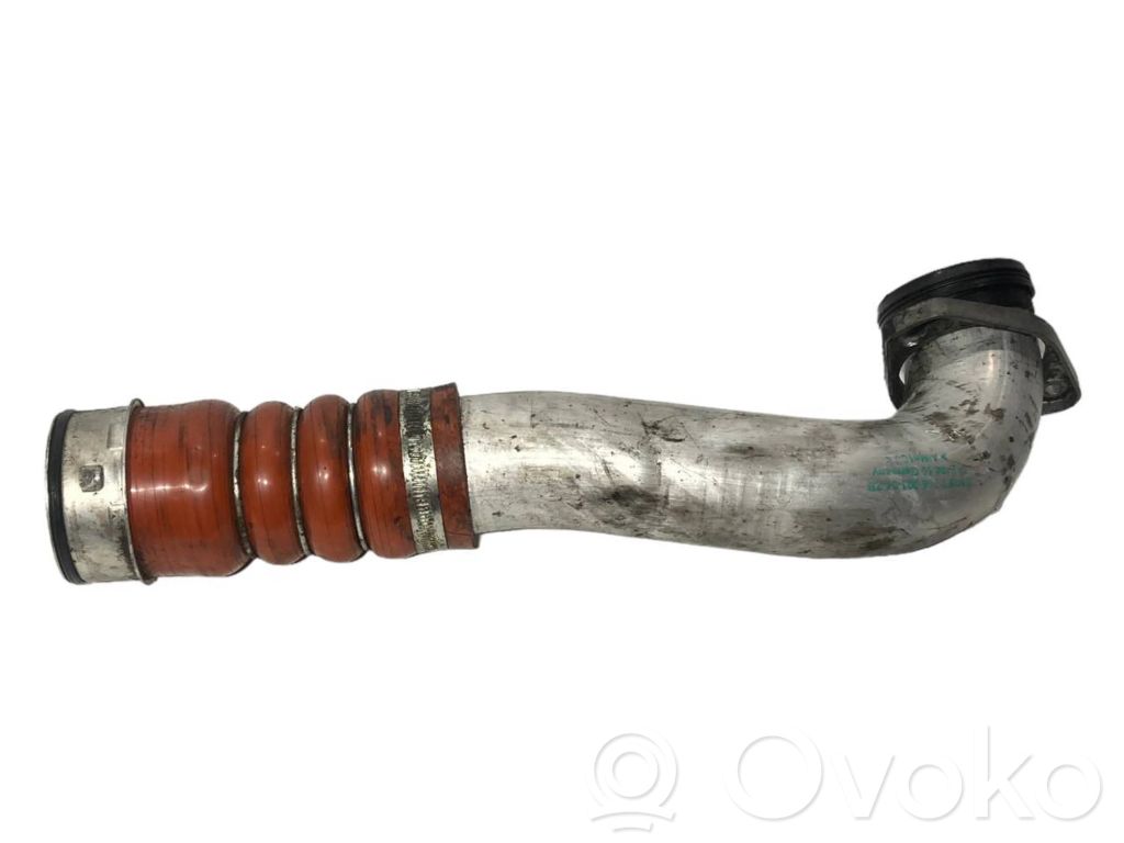 Interkūlera šļūtene (-es) / caurule (-es)