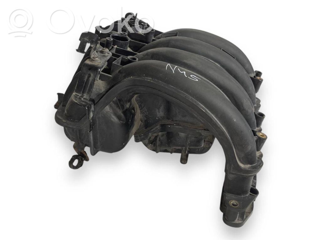 Впускной коллектор