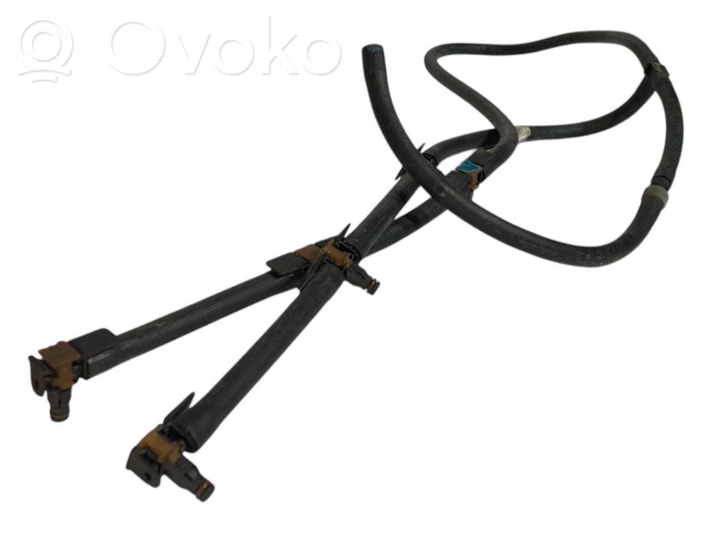 Degvielas atplūdes caurule