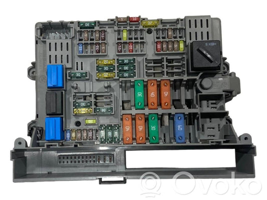 Fuse block
