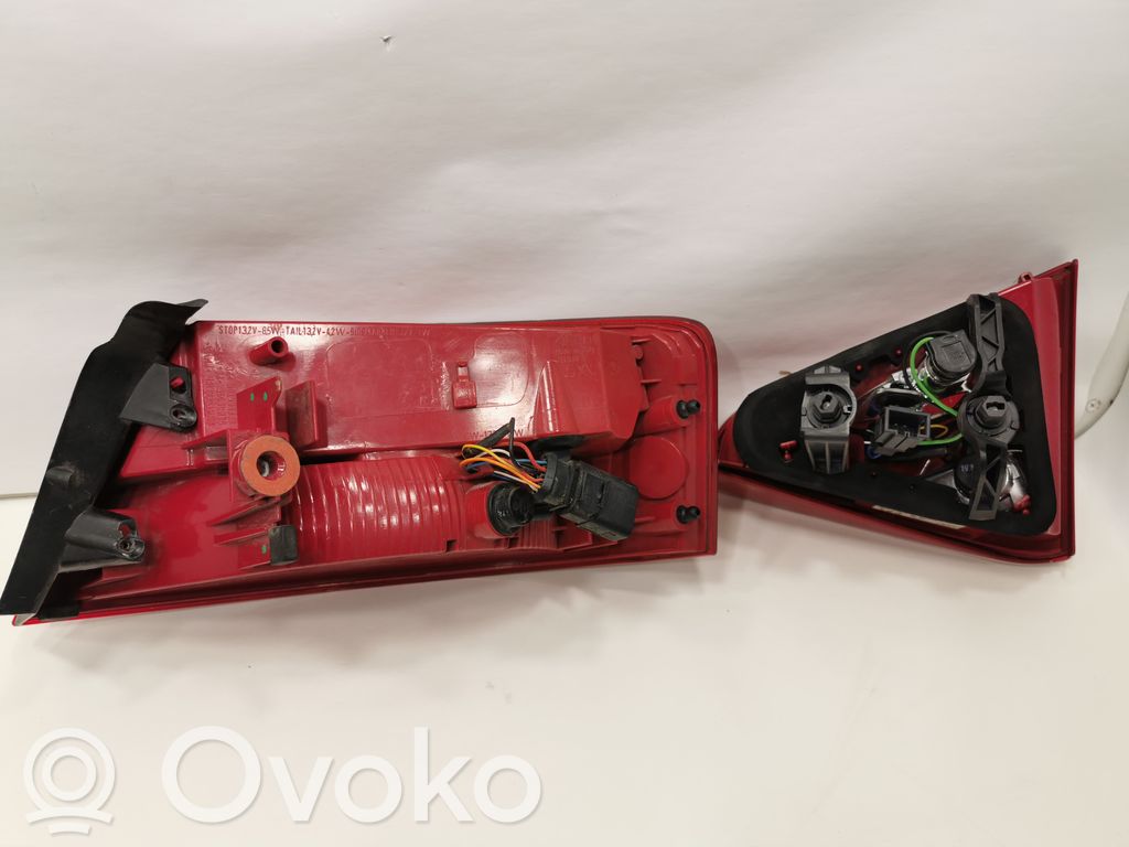 Комплект задних фонарей