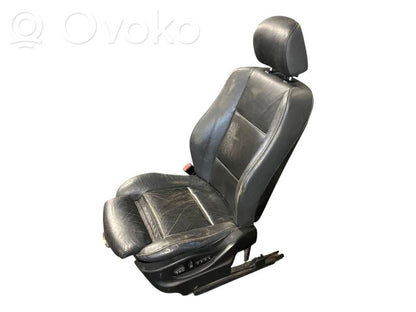 Sēdekļu komplekts