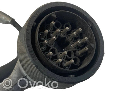 Dzinēja vadu instalācija