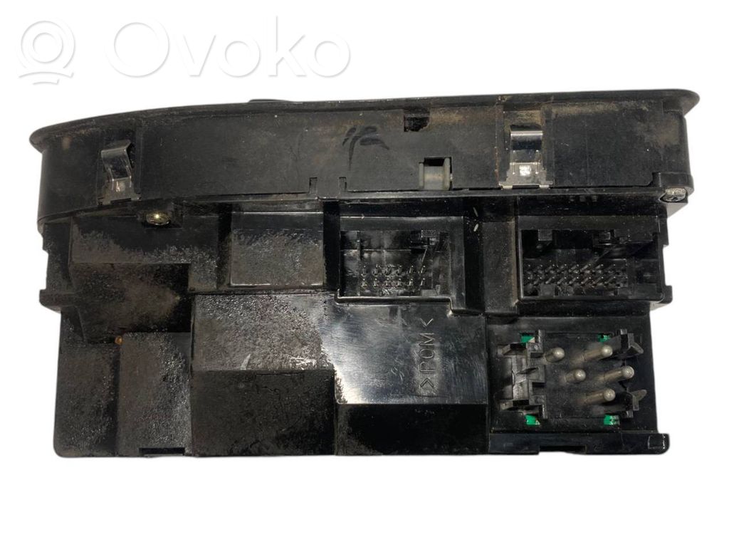 Elektrisko logu slēdzis