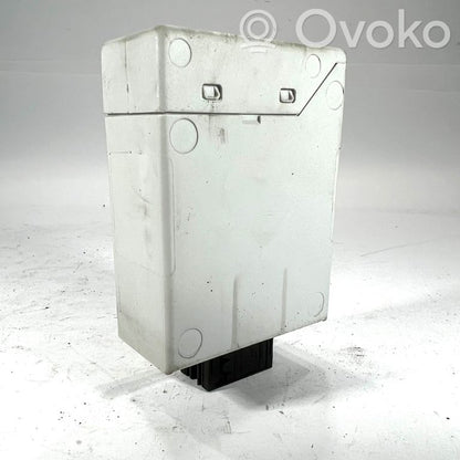 Sānu spoguļa vadības modulis