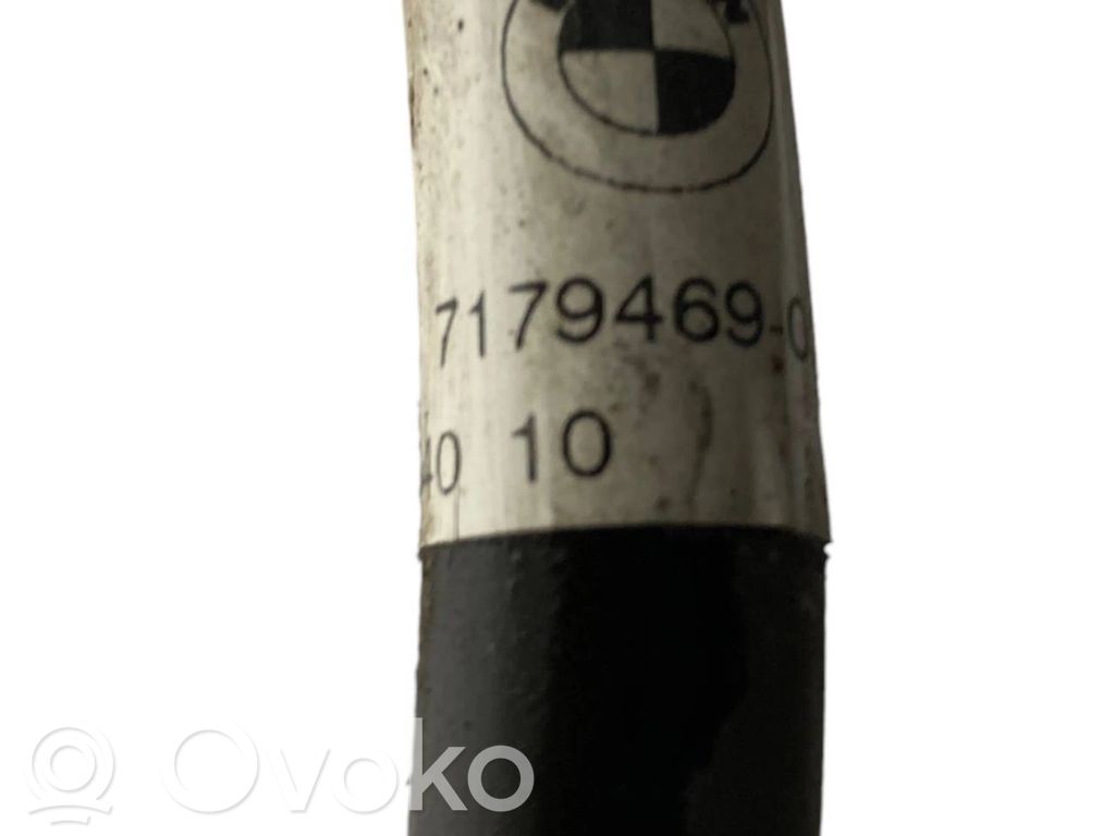 Lukturu mazgāšanas šķidruma trubiņa (-as)