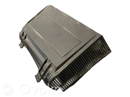 Крышка корпуса воздушного фильтра