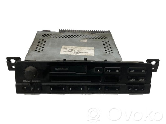 Radio / CD/DVD atskaņotājs / navigācija