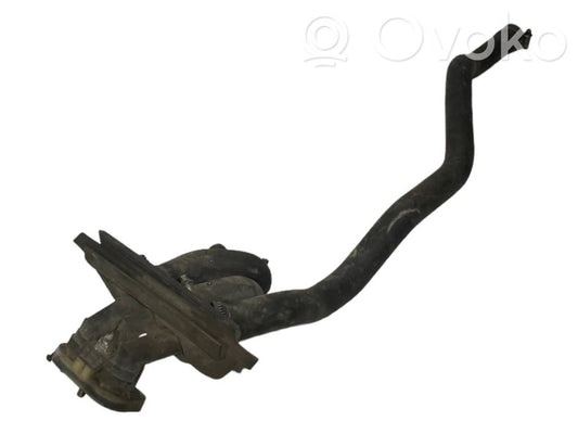 Caurulīte (-es) / šļūtene (-es)