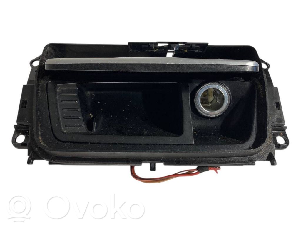 Pelnutrauks (priekšā)