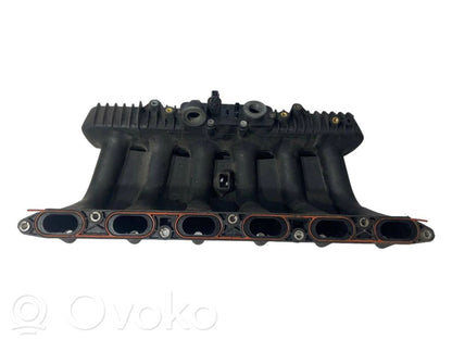 Впускной коллектор