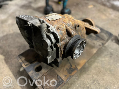 Aizmugurējais reduktors