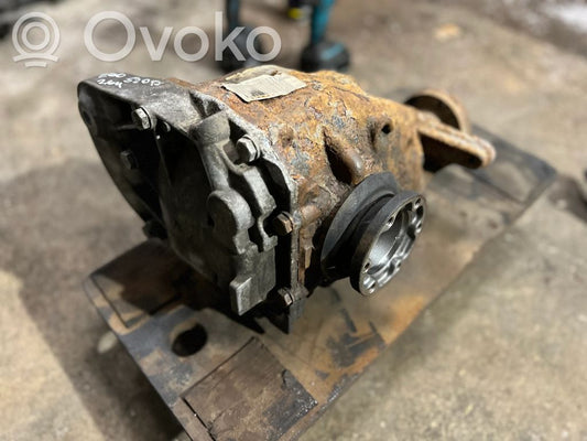 Aizmugurējais reduktors