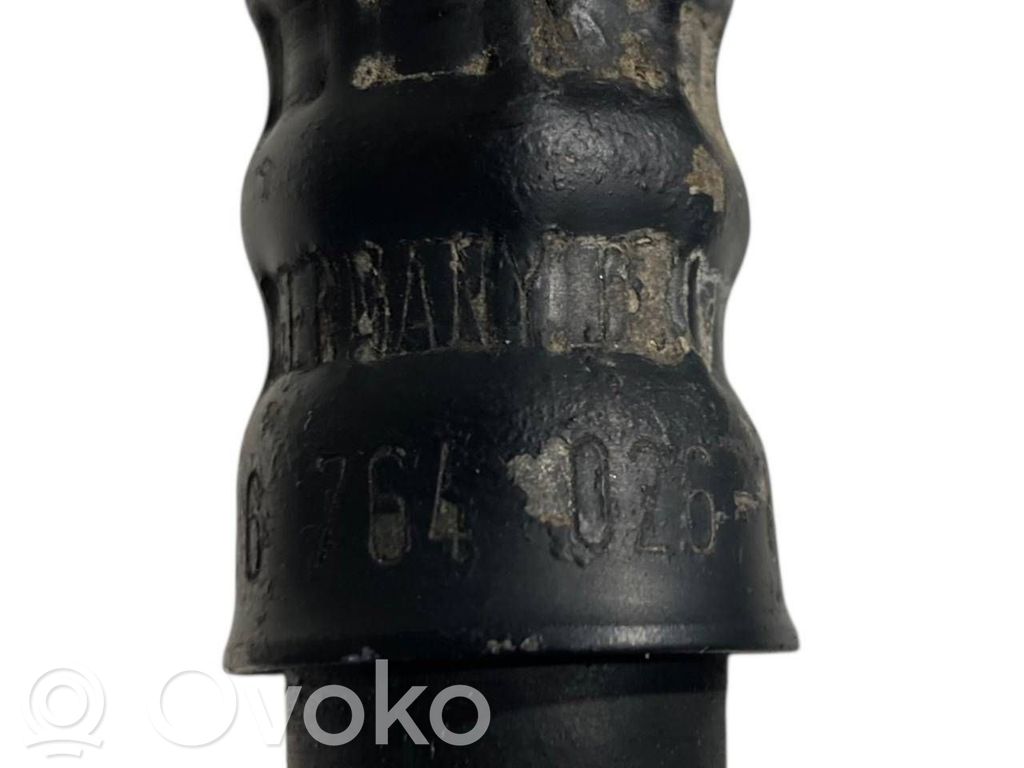 Stūres pastiprinātāja šļūtene (-es) / caurulīte (-es)