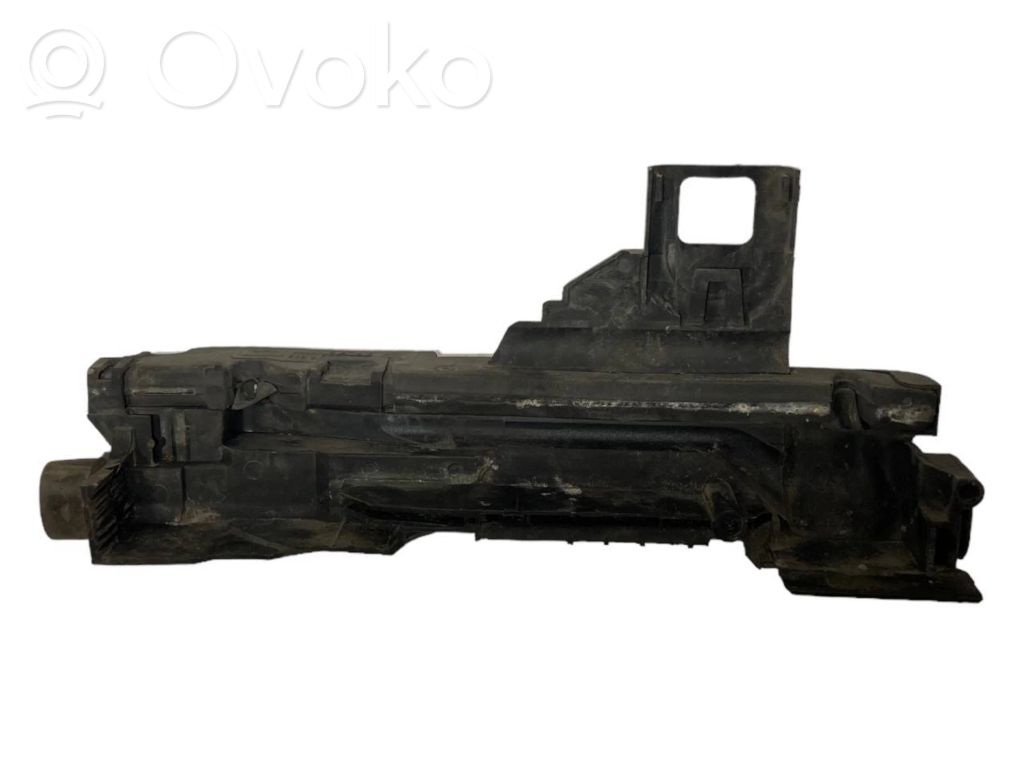 Держатель/кронштейн радиатора(ов)