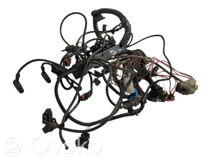 Dzinēja vadu instalācija