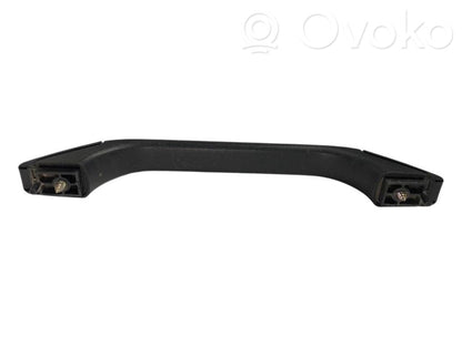 Priekšējais rokturis