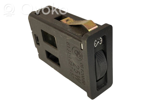 Paneļa apgaismojuma regulēšanas slēdzis