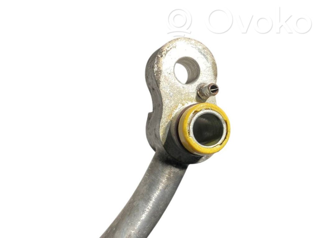 Air conditioner pipe(s) / hose(s)