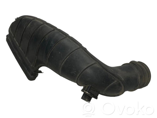 Air intake duct details