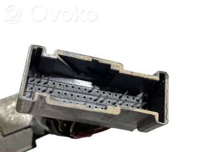 Tālruņa vadības bloks