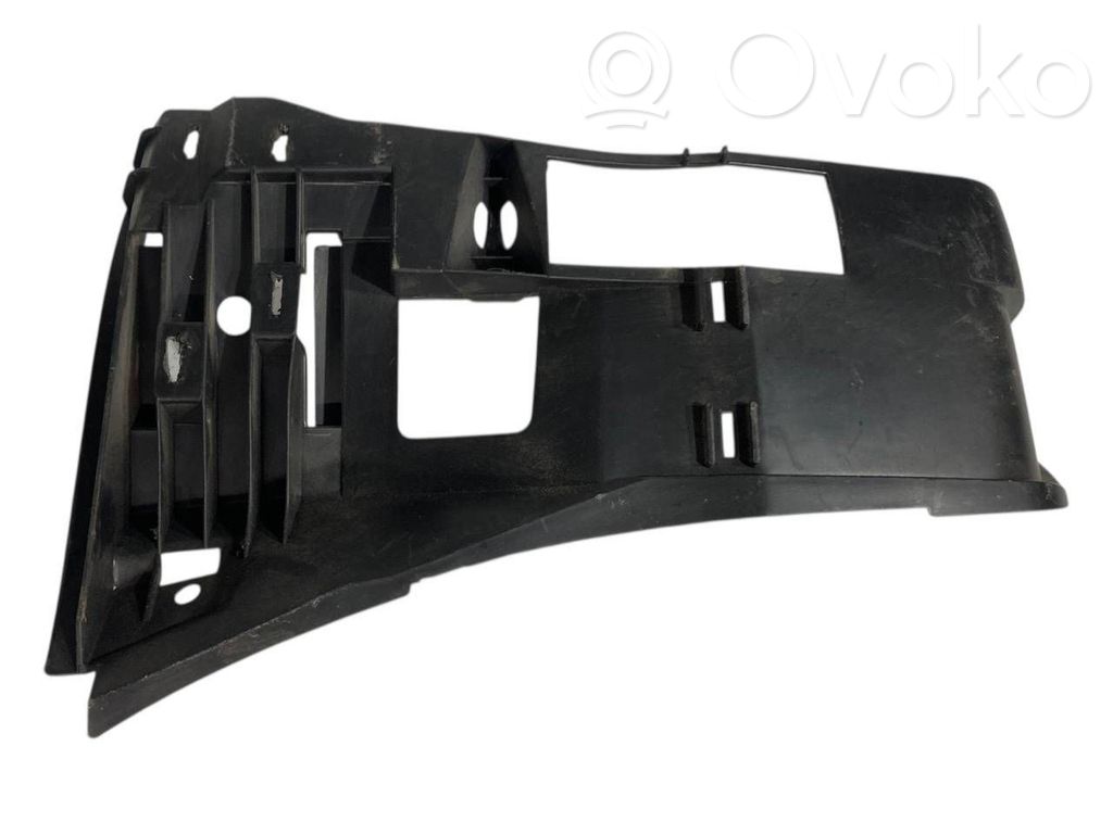 Priekšpusē bampera turētājs