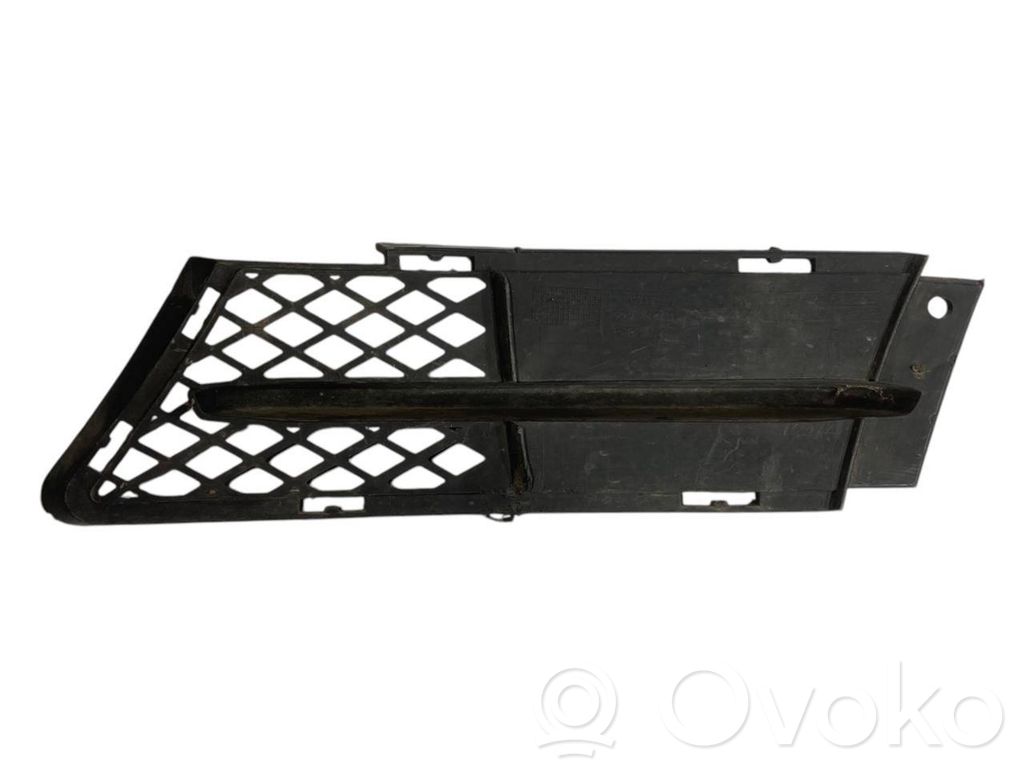 Apakšējais režģis (trīsdaļīgs)