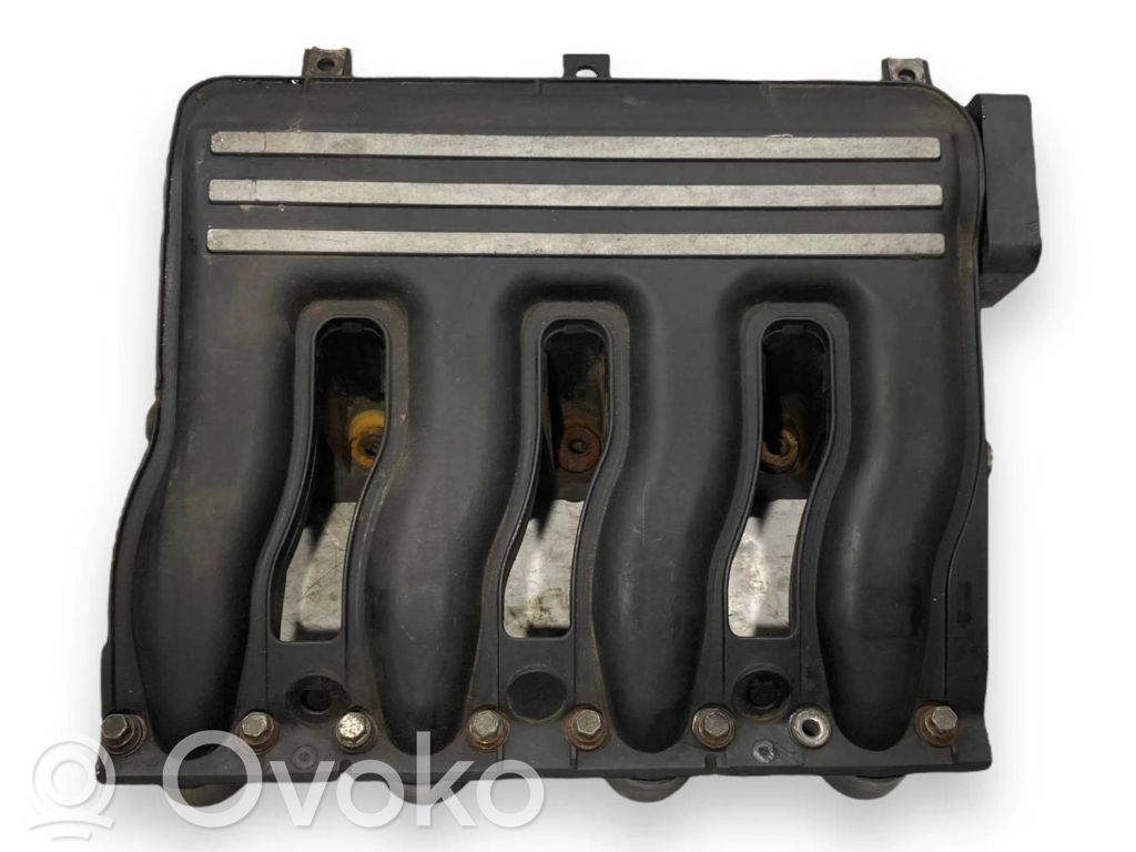 Впускной коллектор