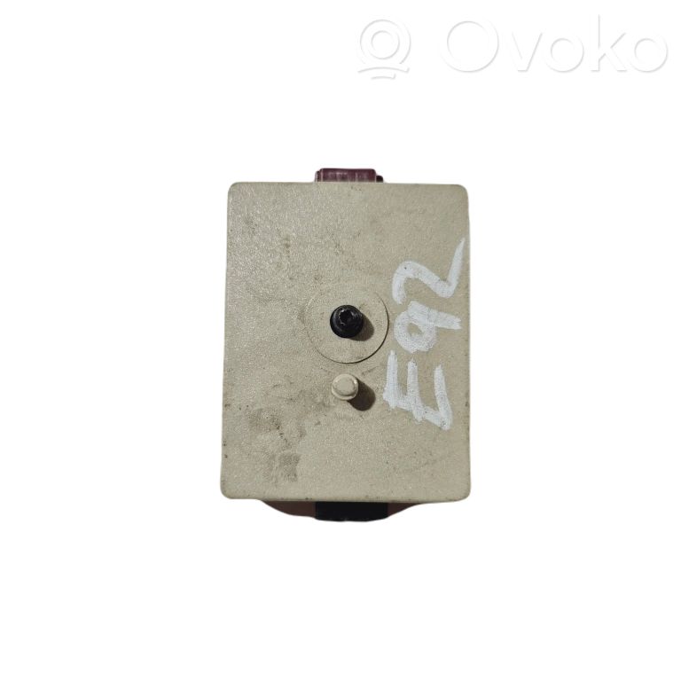 Antenna amplifier