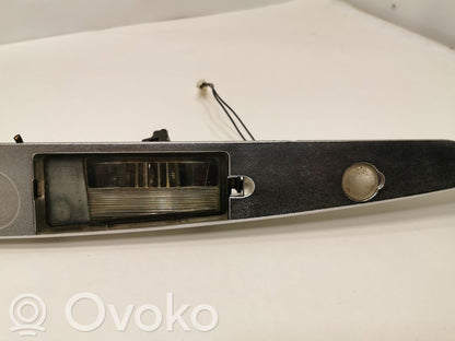 Полоса освещения номерного знака багажника