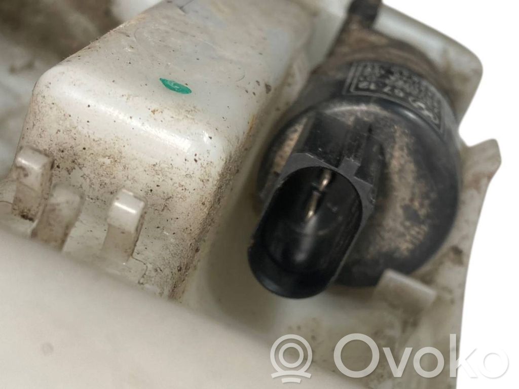 Window fluid tank