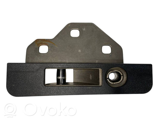 Roof lock