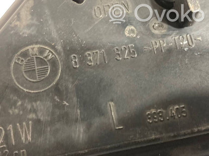 Aizmugures spuldzes vāka turētājs