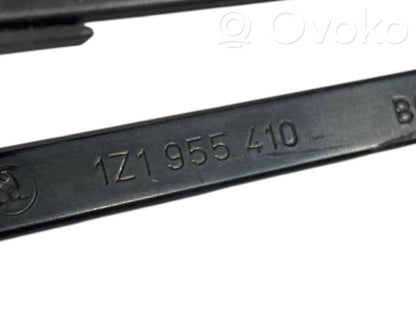 Priekšējā loga tīrītāja kājiņa