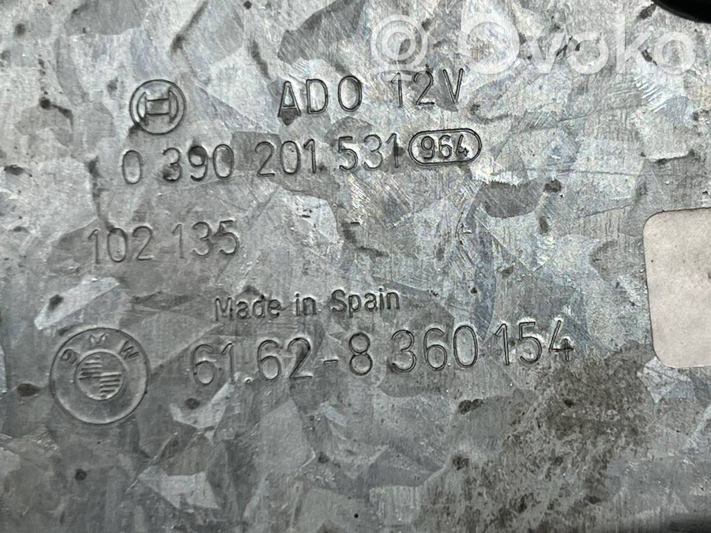 Aizmugurējā loga tīrītāja motoriņš