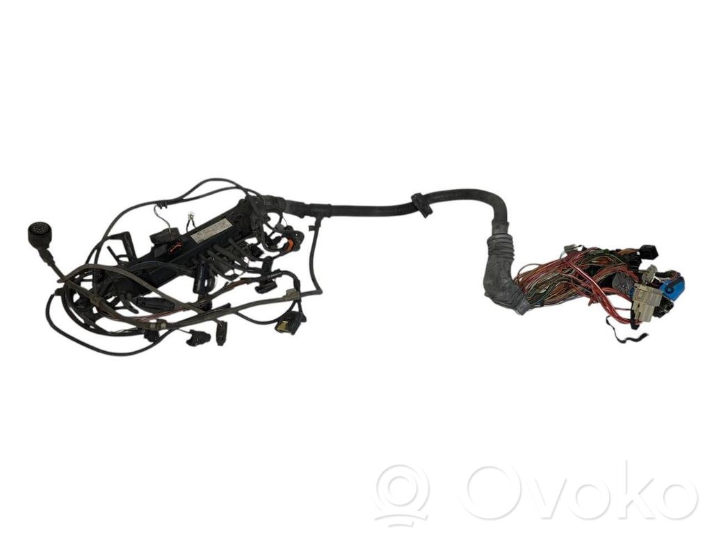 Dzinēja vadu instalācija