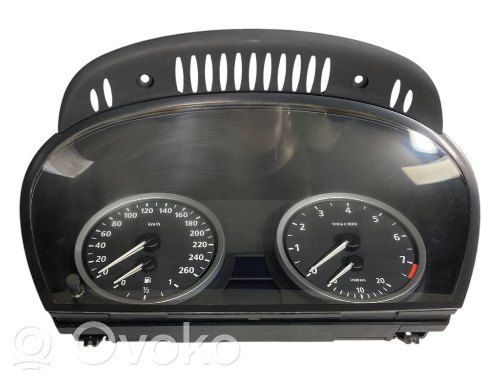 Spidometrs (instrumentu panelī)