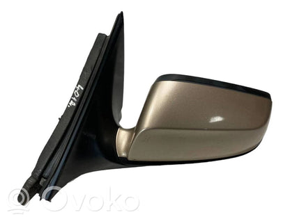 Mirror (electrically controlled)