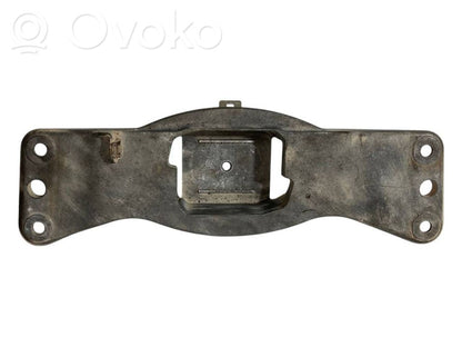 Transmission mounting bracket