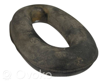Izpūtēja turētājs