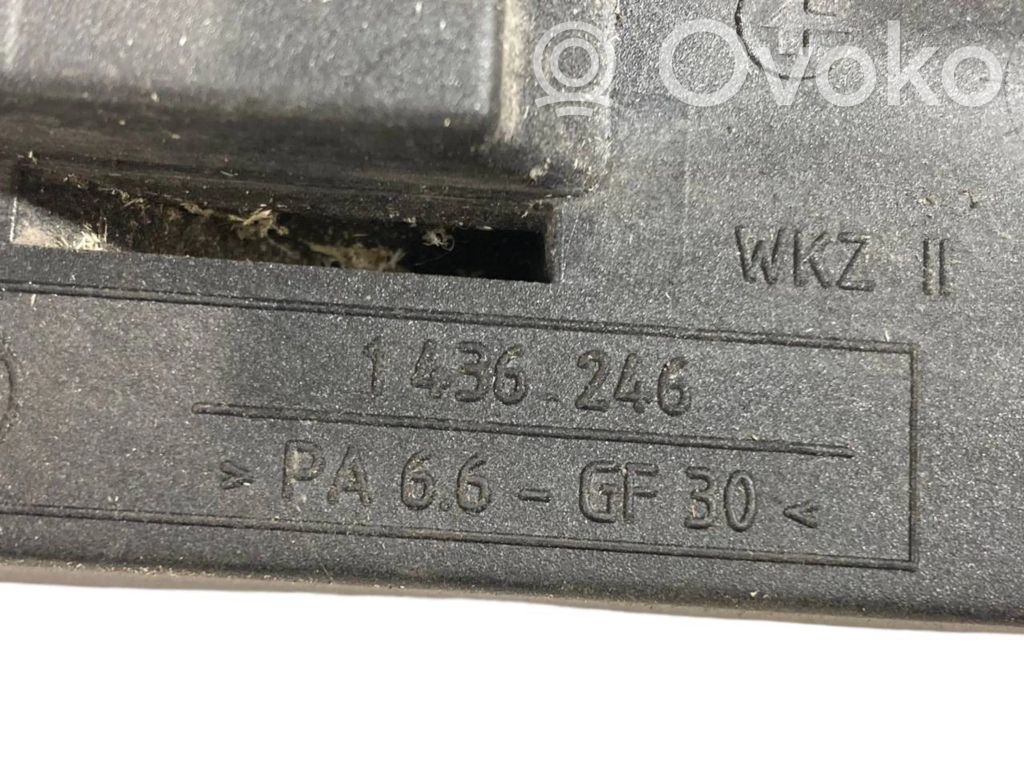 Держатель/кронштейн радиатора(ов)