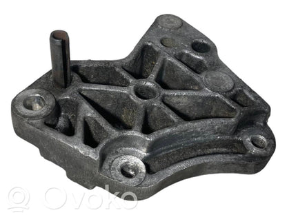 Stūres pastiprinātāja sūkņa stiprinājums