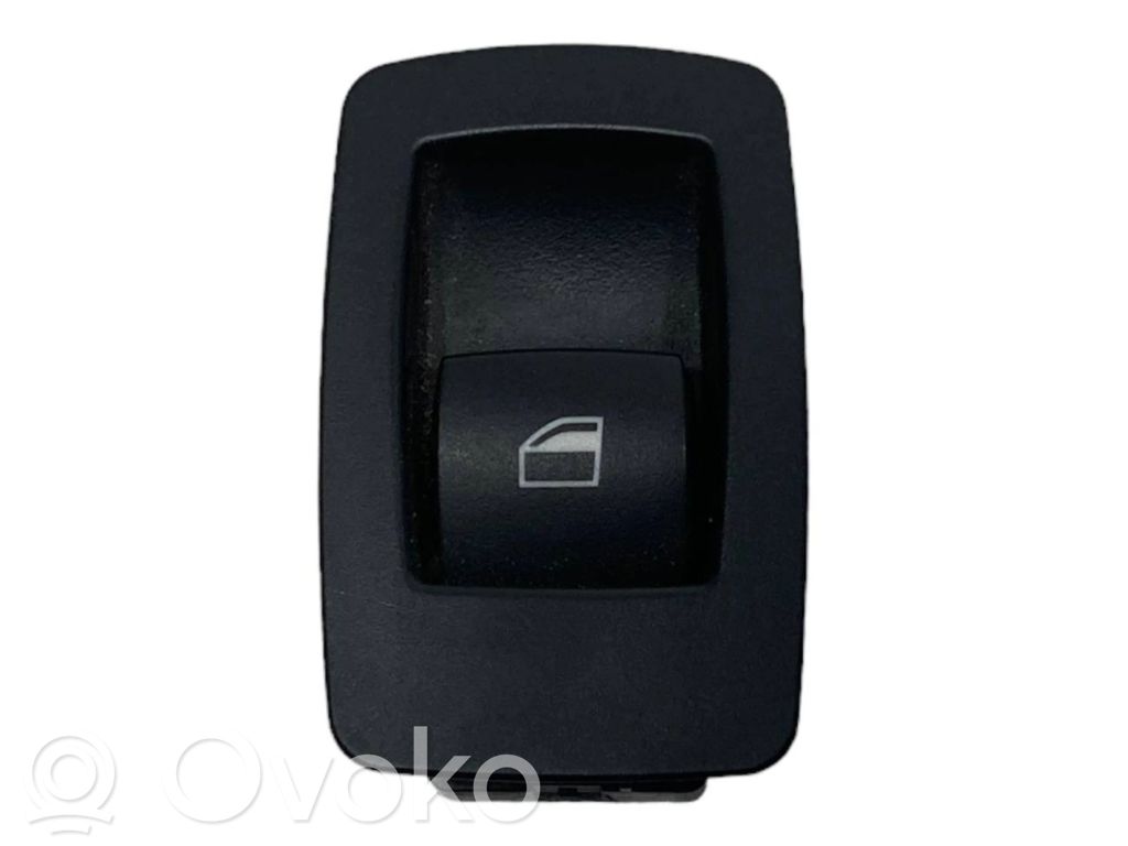 Power window switch